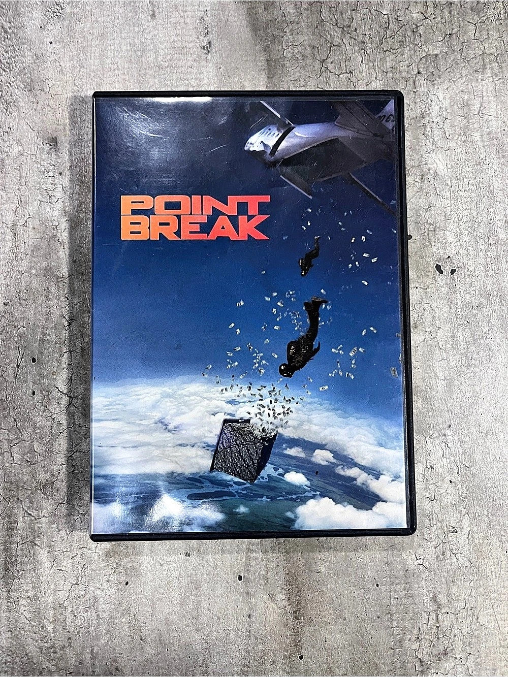 Warner Bros. Point Break DVD (2015). ) Movie Disc